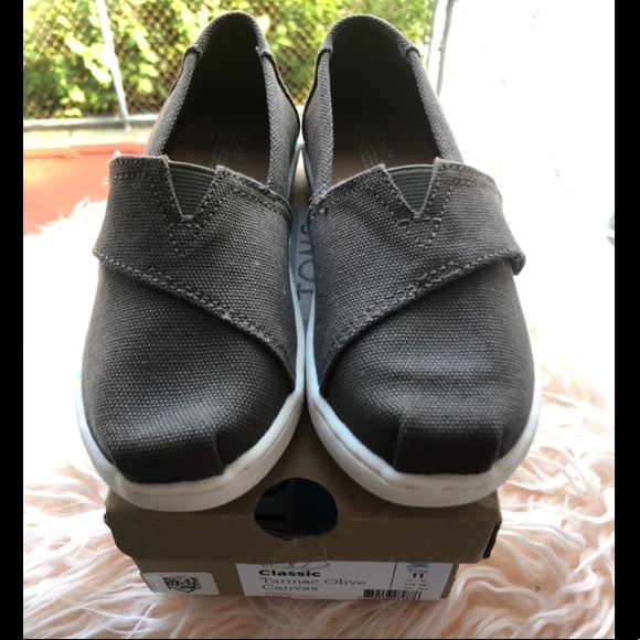 COPY - TINY TOMS Velcro Tarmac Olive Canvas - Picture 3 of 8